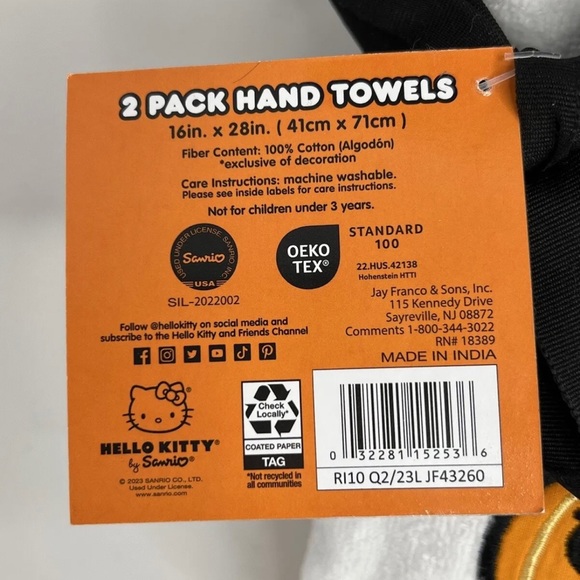 Hello Kitty Halloween Pumpkin Hand Towels 2pk - Picture 2 of 5